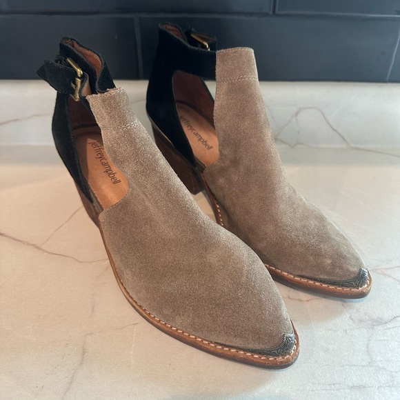 Jeffrey Campbell Anthropologie Woodruff Cutout Ankle Booties size 8 - Picture 3 of 12